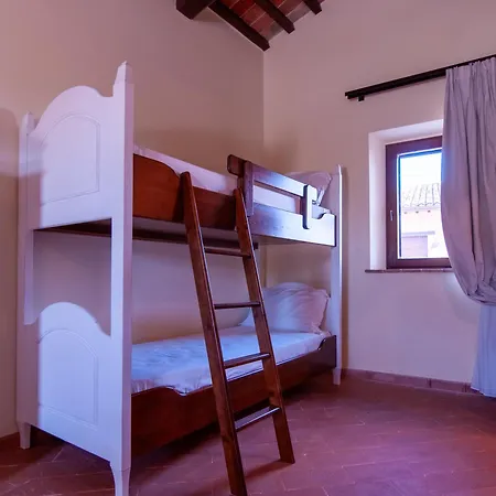 Borgo - *