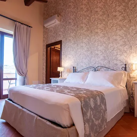Borgo - *