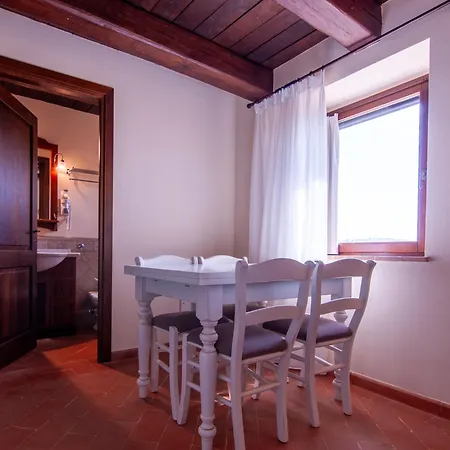 Borgo - * Sant'Apollinare