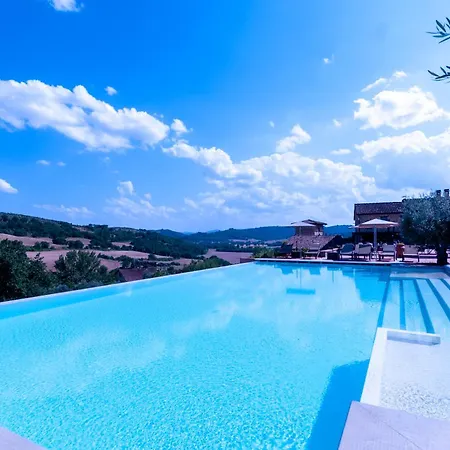 Borgo - *